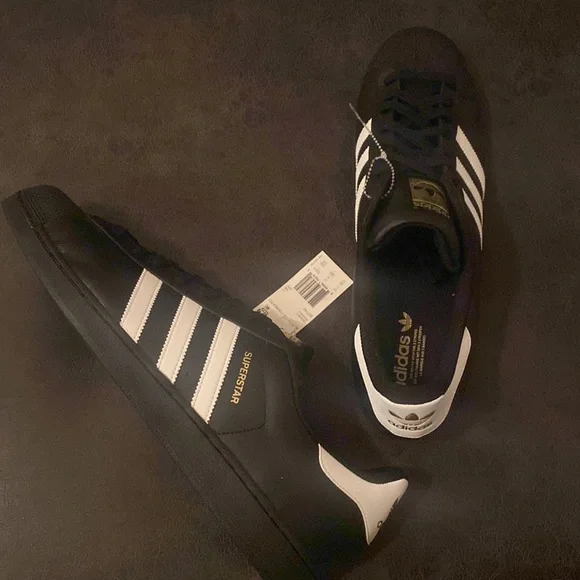 Adidas superstar foundation men’s sneakers. Athletic Shoes